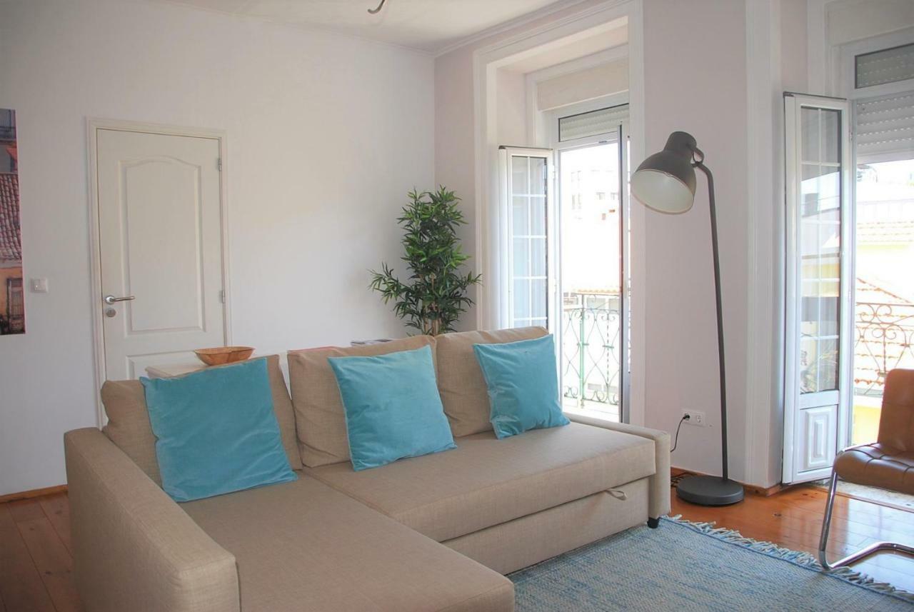 Sunny, And Comfy Ap. In Av. Da Liberdade * Lissabon