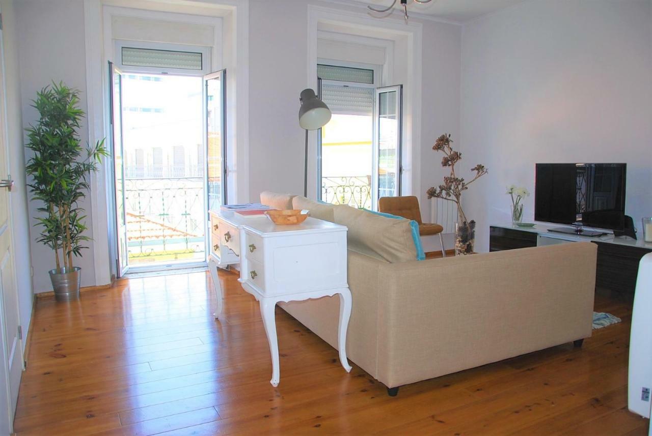 Apartment Sunny, And Comfy Ap. In Av. Da Liberdade Lissabon